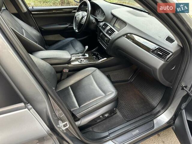 Серый БМВ Х3, объемом двигателя 2 л и пробегом 156 тыс. км за 14500 $, фото 18 на Automoto.ua