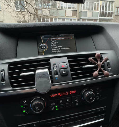 Серый БМВ Х3, объемом двигателя 2 л и пробегом 225 тыс. км за 13000 $, фото 9 на Automoto.ua