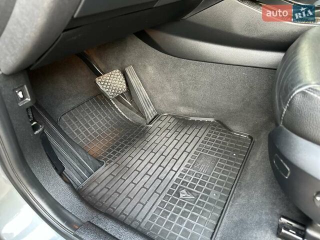 Серый БМВ Х3, объемом двигателя 2 л и пробегом 156 тыс. км за 14500 $, фото 5 на Automoto.ua