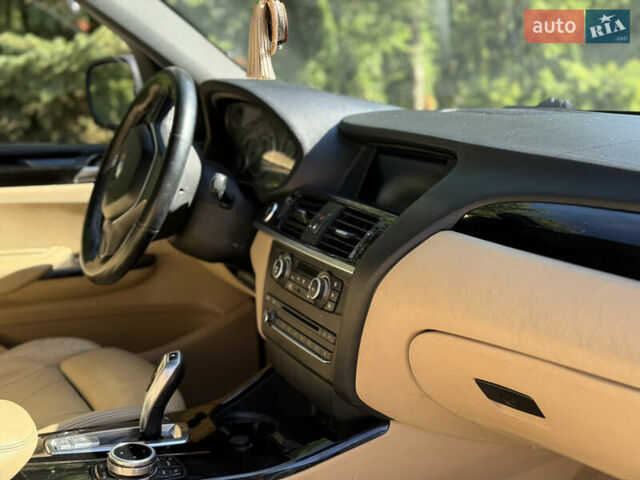 Серый БМВ Х3, объемом двигателя 3 л и пробегом 288 тыс. км за 10900 $, фото 31 на Automoto.ua