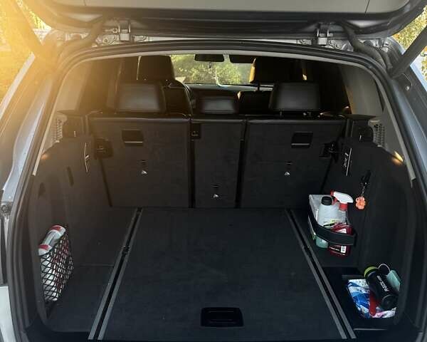 Серый БМВ Х3, объемом двигателя 2 л и пробегом 303 тыс. км за 13000 $, фото 12 на Automoto.ua