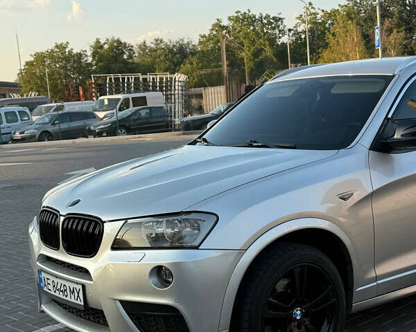 Серый БМВ Х3, объемом двигателя 2 л и пробегом 240 тыс. км за 16800 $, фото 6 на Automoto.ua