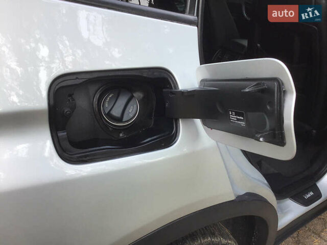Сірий БМВ Х3, об'ємом двигуна 2 л та пробігом 142 тис. км за 12100 $, фото 39 на Automoto.ua