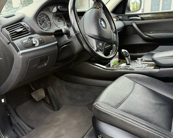 Сірий БМВ Х3, об'ємом двигуна 2 л та пробігом 182 тис. км за 10999 $, фото 23 на Automoto.ua