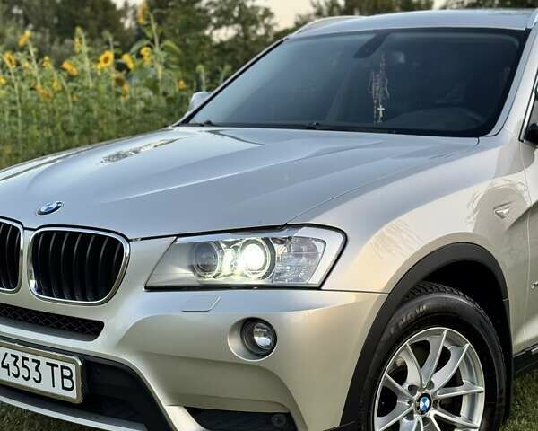 Серый БМВ Х3, объемом двигателя 2 л и пробегом 272 тыс. км за 13500 $, фото 2 на Automoto.ua