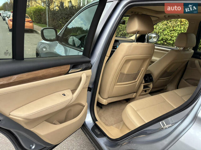 Серый БМВ Х3, объемом двигателя 2 л и пробегом 152 тыс. км за 11500 $, фото 10 на Automoto.ua