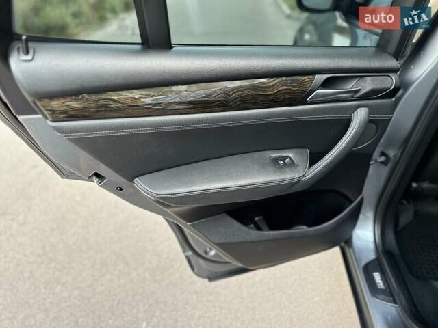 Серый БМВ Х3, объемом двигателя 2 л и пробегом 156 тыс. км за 14500 $, фото 14 на Automoto.ua