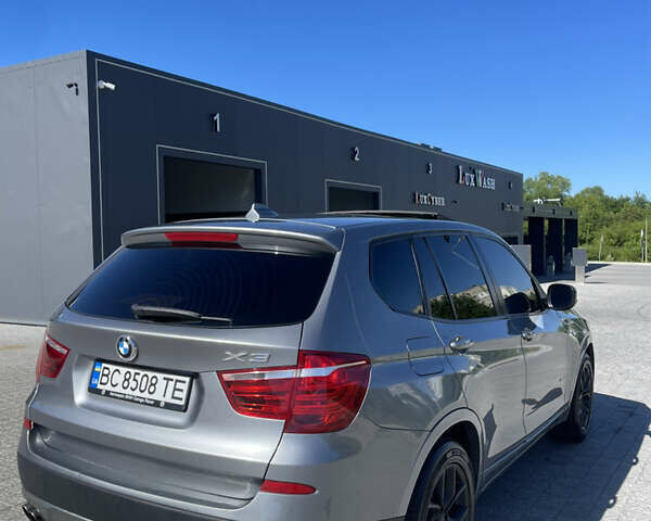 Серый БМВ Х3, объемом двигателя 2 л и пробегом 184 тыс. км за 11750 $, фото 6 на Automoto.ua