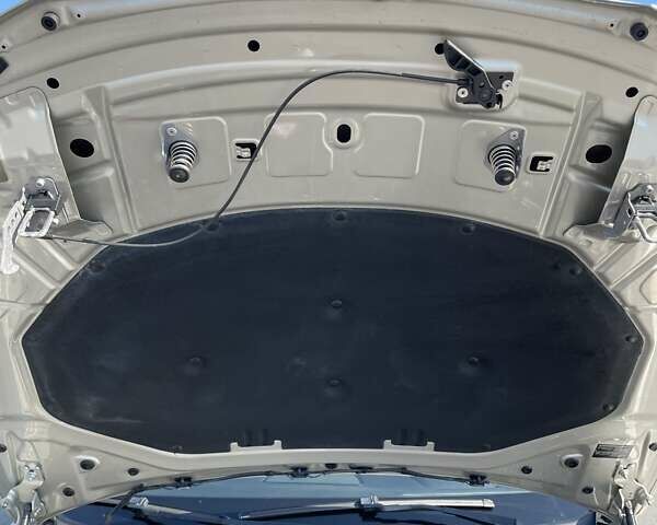 БМВ Х3 2012 в Чернигове на Automoto.ua Серый БМВ Х3, объемом двигателя 2 л и пробегом 332 тыс. км за 13700 $, фото 16 на Automoto.ua