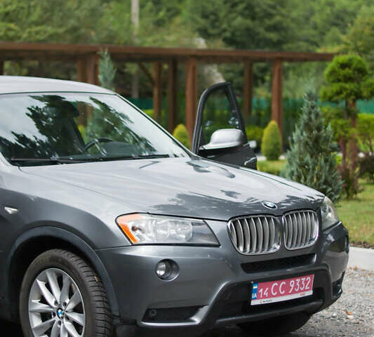 Серый БМВ Х3, объемом двигателя 2 л и пробегом 182 тыс. км за 9500 $, фото 3 на Automoto.ua
