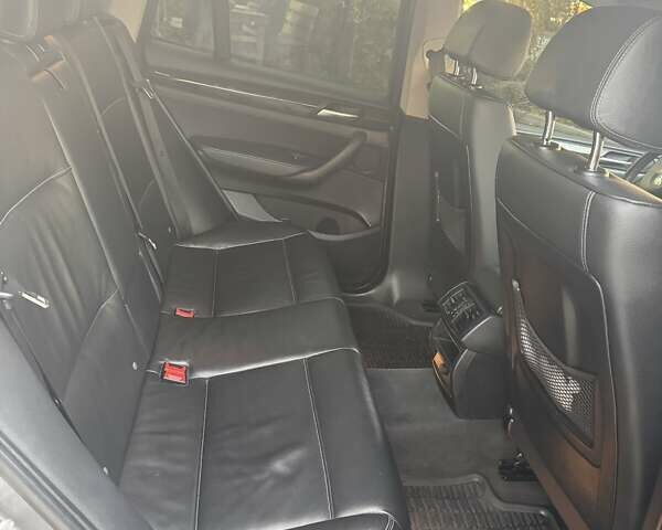 Серый БМВ Х3, объемом двигателя 2 л и пробегом 303 тыс. км за 13000 $, фото 11 на Automoto.ua