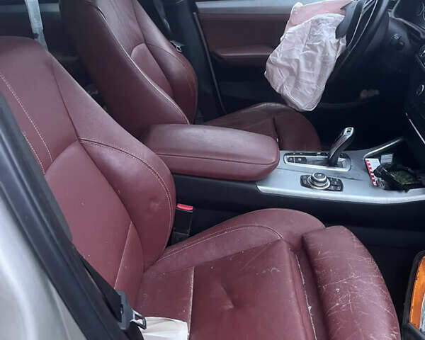 Серый БМВ Х3, объемом двигателя 2 л и пробегом 230 тыс. км за 7500 $, фото 2 на Automoto.ua