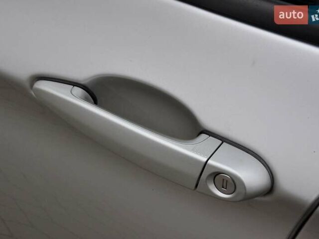 Сірий БМВ Х3, об'ємом двигуна 2.99 л та пробігом 309 тис. км за 9999 $, фото 15 на Automoto.ua