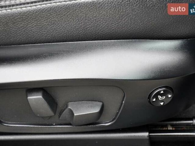 Сірий БМВ Х3, об'ємом двигуна 2.99 л та пробігом 309 тис. км за 9999 $, фото 33 на Automoto.ua