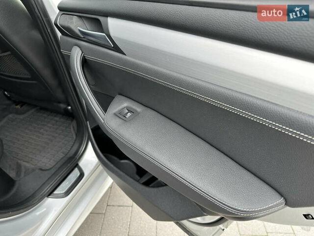 Серый БМВ Х3, объемом двигателя 2 л и пробегом 150 тыс. км за 14399 $, фото 74 на Automoto.ua