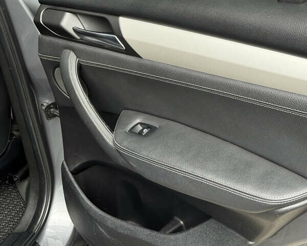 Серый БМВ Х3, объемом двигателя 2 л и пробегом 270 тыс. км за 14990 $, фото 35 на Automoto.ua