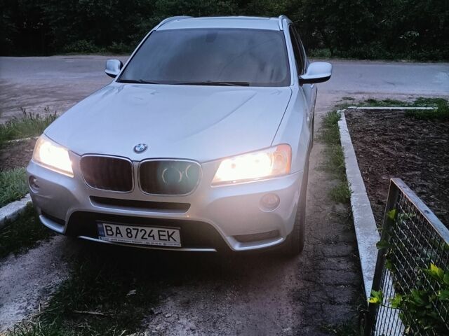 Серый БМВ Х3, объемом двигателя 2 л и пробегом 260 тыс. км за 10500 $, фото 9 на Automoto.ua