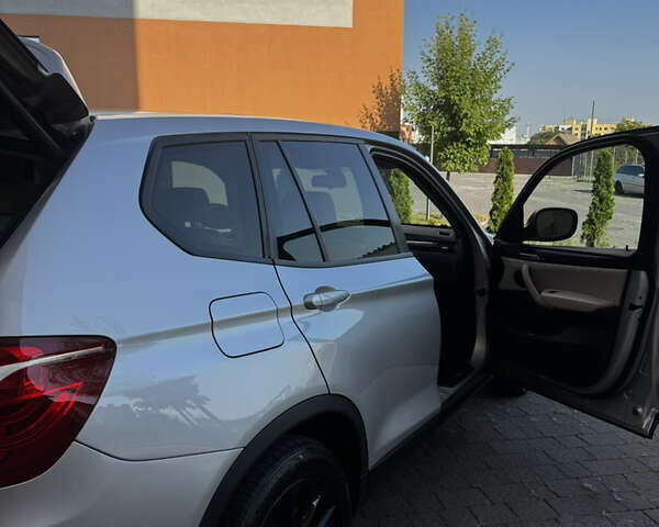 Серый БМВ Х3, объемом двигателя 2 л и пробегом 174 тыс. км за 14800 $, фото 5 на Automoto.ua