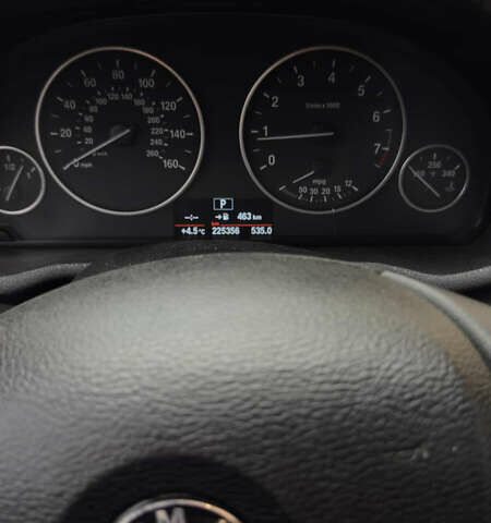 Серый БМВ Х3, объемом двигателя 2 л и пробегом 225 тыс. км за 13000 $, фото 5 на Automoto.ua