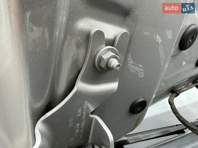 Серый БМВ Х3, объемом двигателя 2 л и пробегом 150 тыс. км за 14399 $, фото 89 на Automoto.ua