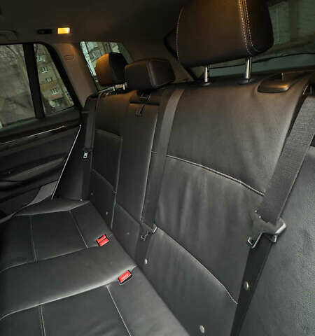 Серый БМВ Х3, объемом двигателя 2 л и пробегом 225 тыс. км за 13000 $, фото 7 на Automoto.ua