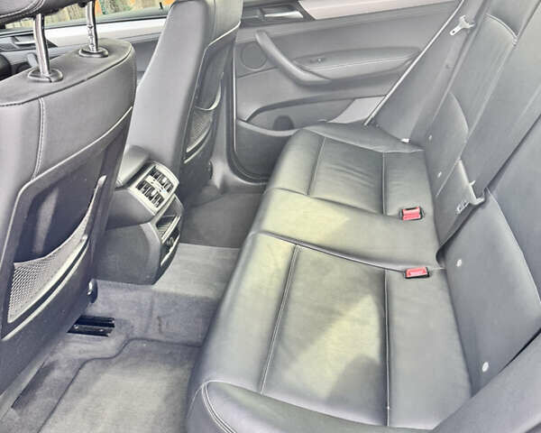 Серый БМВ Х3, объемом двигателя 2 л и пробегом 190 тыс. км за 15600 $, фото 4 на Automoto.ua