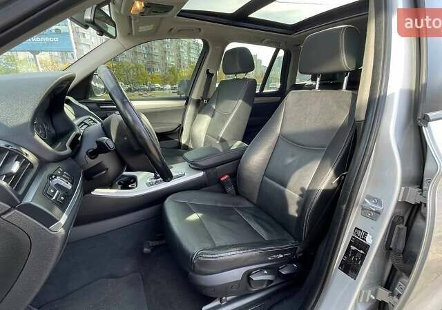 Серый БМВ Х3, объемом двигателя 2 л и пробегом 291 тыс. км за 16490 $, фото 6 на Automoto.ua