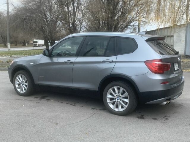 Серый БМВ Х3, объемом двигателя 2 л и пробегом 280 тыс. км за 12500 $, фото 3 на Automoto.ua