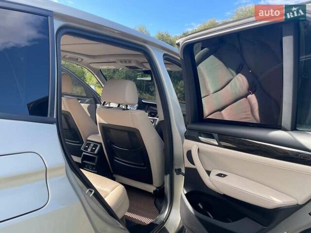 Серый БМВ Х3, объемом двигателя 2.98 л и пробегом 219 тыс. км за 15000 $, фото 27 на Automoto.ua