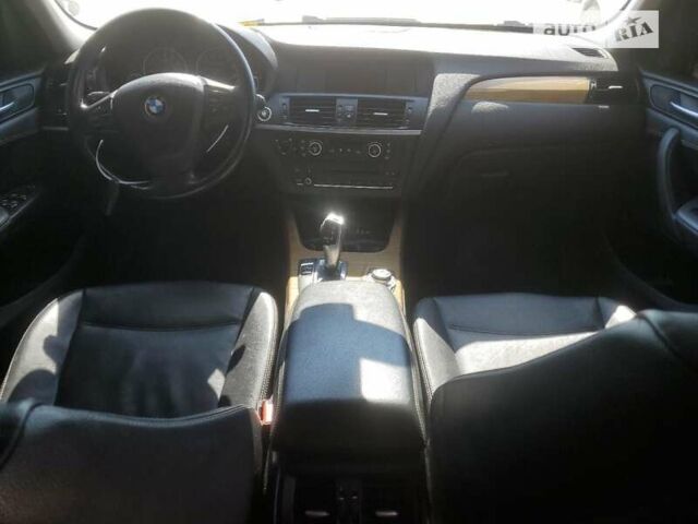 Серый БМВ Х3, объемом двигателя 2 л и пробегом 150 тыс. км за 2000 $, фото 7 на Automoto.ua