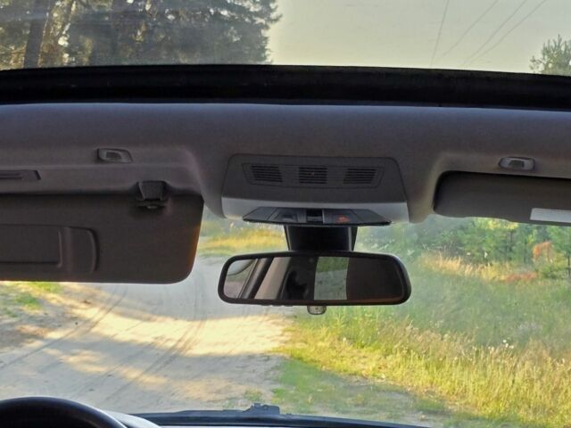 Серый БМВ Х3, объемом двигателя 2 л и пробегом 181 тыс. км за 12750 $, фото 20 на Automoto.ua