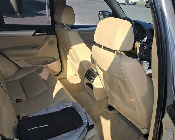 Серый БМВ Х3, объемом двигателя 2 л и пробегом 350 тыс. км за 15799 $, фото 10 на Automoto.ua