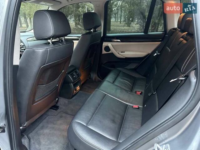 Серый БМВ Х3, объемом двигателя 2 л и пробегом 246 тыс. км за 17000 $, фото 12 на Automoto.ua