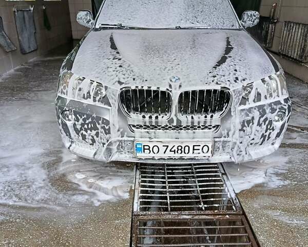 Серый БМВ Х3, объемом двигателя 2 л и пробегом 283 тыс. км за 13300 $, фото 2 на Automoto.ua