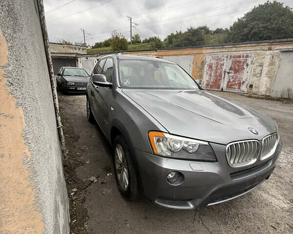 Серый БМВ Х3, объемом двигателя 2 л и пробегом 200 тыс. км за 9250 $, фото 3 на Automoto.ua