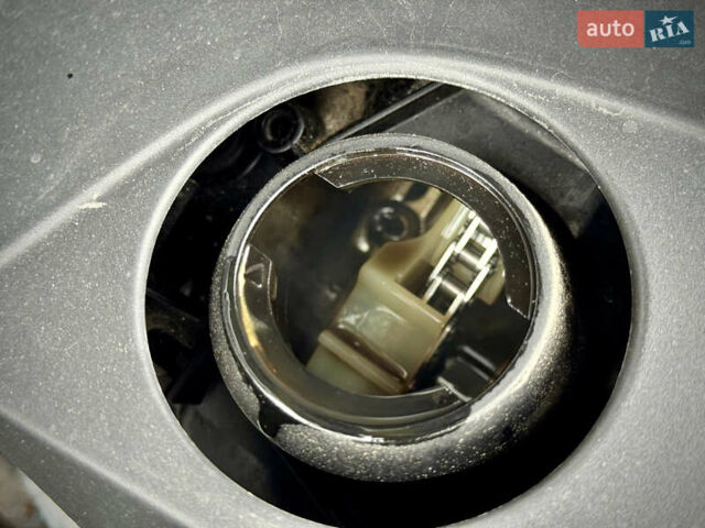 Серый БМВ Х3, объемом двигателя 2 л и пробегом 162 тыс. км за 13400 $, фото 44 на Automoto.ua