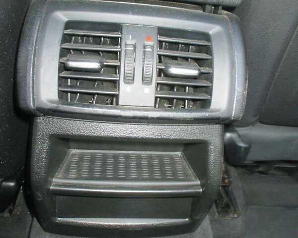 Сірий БМВ Х3, об'ємом двигуна 2 л та пробігом 347 тис. км за 13500 $, фото 14 на Automoto.ua