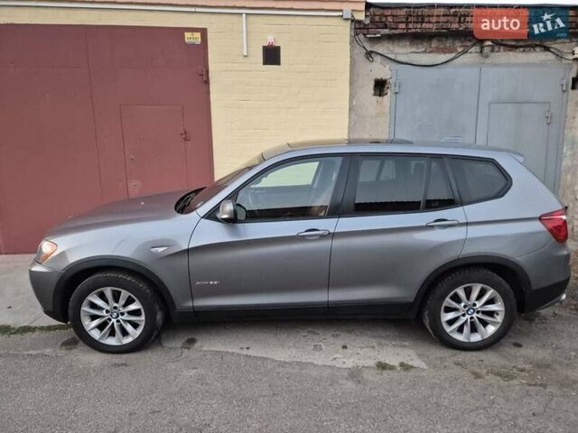 Серый БМВ Х3, объемом двигателя 2 л и пробегом 227 тыс. км за 14000 $, фото 1 на Automoto.ua