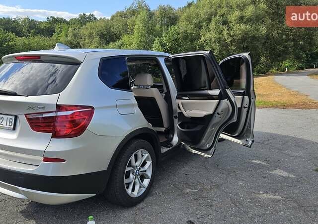 Серый БМВ Х3, объемом двигателя 2.98 л и пробегом 219 тыс. км за 15000 $, фото 7 на Automoto.ua