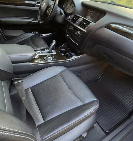 Серый БМВ Х3, объемом двигателя 2 л и пробегом 182 тыс. км за 13350 $, фото 8 на Automoto.ua