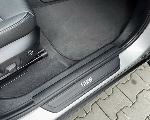 Сірий БМВ Х3, об'ємом двигуна 2 л та пробігом 212 тис. км за 11700 $, фото 25 на Automoto.ua