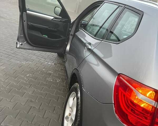 Серый БМВ Х3, объемом двигателя 2 л и пробегом 283 тыс. км за 13300 $, фото 5 на Automoto.ua