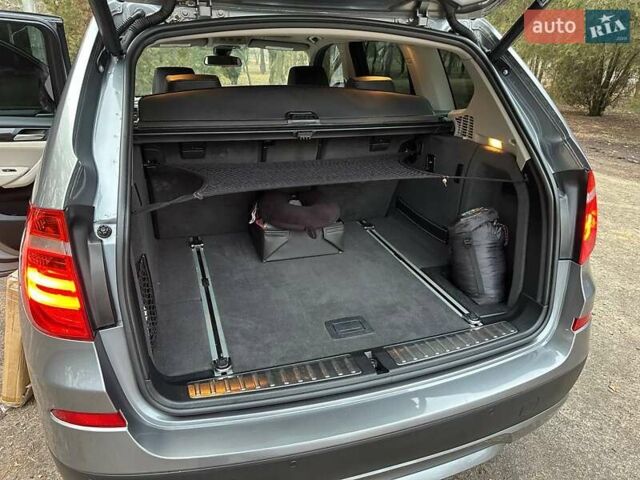Серый БМВ Х3, объемом двигателя 2 л и пробегом 246 тыс. км за 17000 $, фото 24 на Automoto.ua