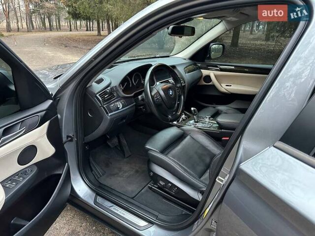 Серый БМВ Х3, объемом двигателя 2 л и пробегом 246 тыс. км за 17000 $, фото 10 на Automoto.ua