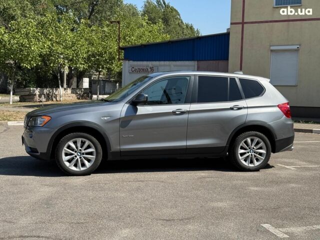 Серый БМВ Х3, объемом двигателя 2 л и пробегом 242 тыс. км за 14490 $, фото 1 на Automoto.ua