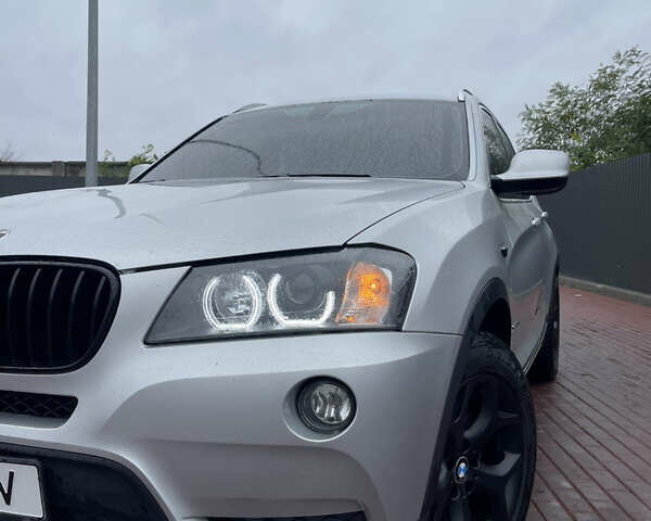 Серый БМВ Х3, объемом двигателя 2 л и пробегом 275 тыс. км за 13700 $, фото 11 на Automoto.ua