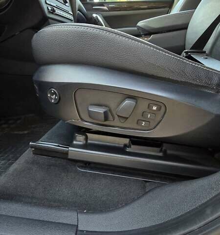 Серый БМВ Х3, объемом двигателя 2 л и пробегом 182 тыс. км за 13350 $, фото 11 на Automoto.ua