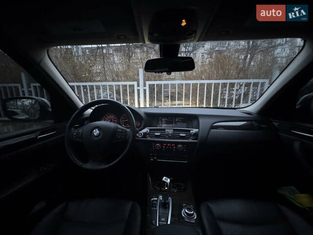 Серый БМВ Х3, объемом двигателя 2 л и пробегом 144 тыс. км за 14000 $, фото 14 на Automoto.ua