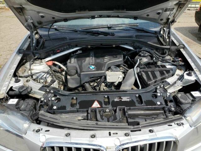 Серый БМВ Х3, объемом двигателя 2 л и пробегом 156 тыс. км за 2700 $, фото 11 на Automoto.ua
