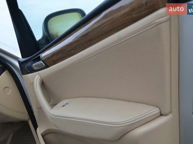 Серый БМВ Х3, объемом двигателя 2 л и пробегом 158 тыс. км за 12850 $, фото 58 на Automoto.ua